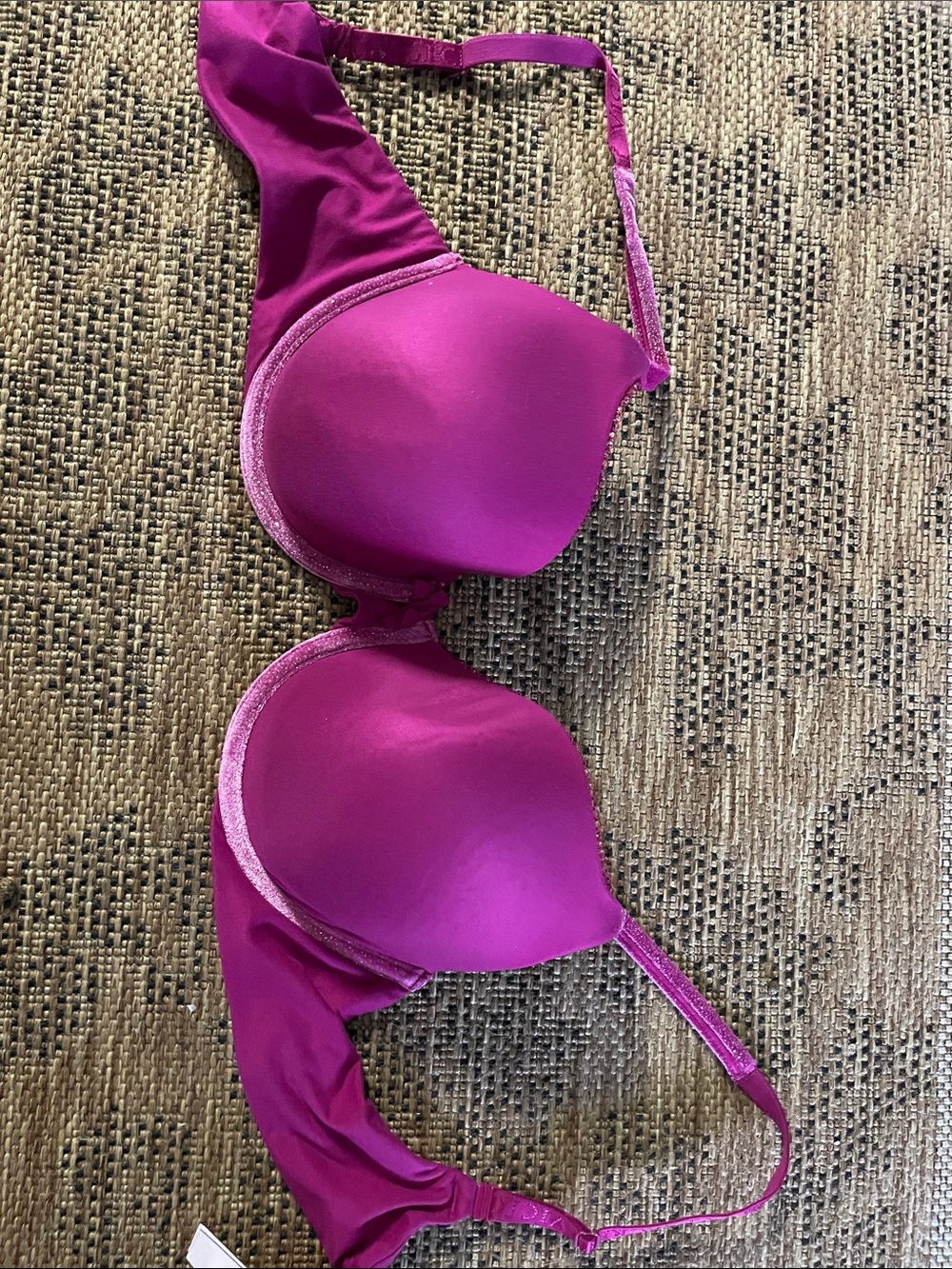 Victorias Secret Body Lined Perfect Coverage Bra 38C